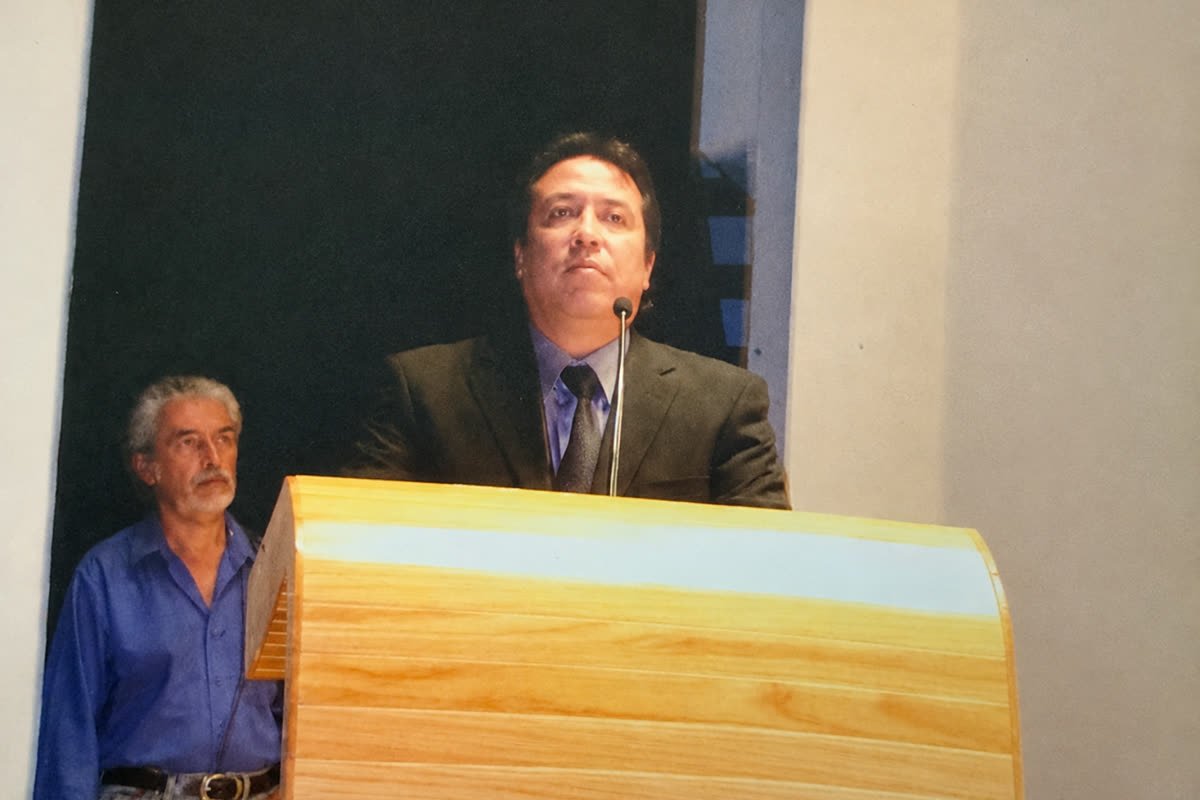 Blas Basaldúa durante un acto académico